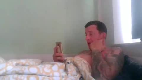 tinizzle86 online show from 11, 5, 2026