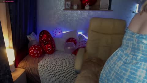 TinkerrBelll online show from 7, 2, 2025