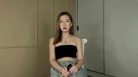 Snapshot of tinki_winkii chatting on 16, 9, 2025 Tina online show from 16, 9, 2025