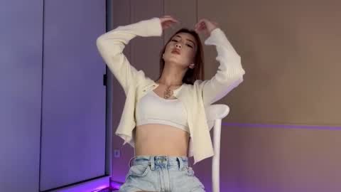 Snapshot of tinki_winkii chatting on 24, 9, 2025 Tina online show from 24, 9, 2025