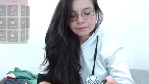 Tiny Caroline online show from 13, 1, 2025