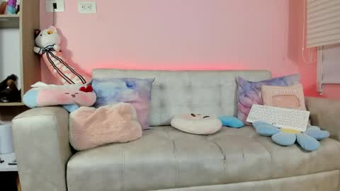 tiny_cora online show from 2, 5, 2026
