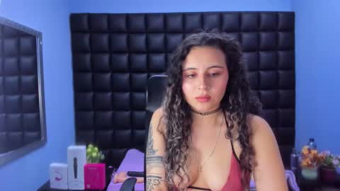 Snapshot of tiny_love_ chatting on 15, 2, 2026 tiny online show from 15, 2, 2026