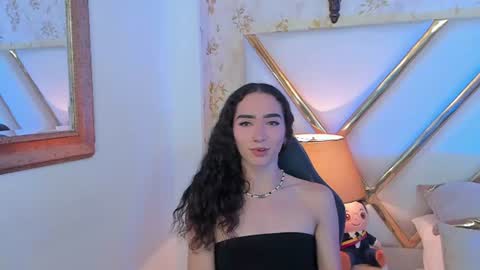 Thomm  Independent Model online show from 8, 8, 2026