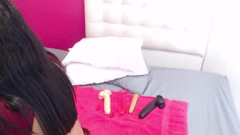 tiny_whore18 online show from 1, 2, 2025