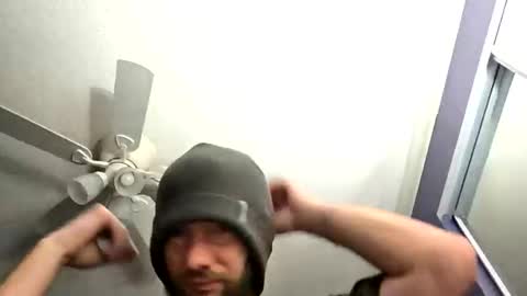 tinyguynicecock online show from 3, 4, 2026