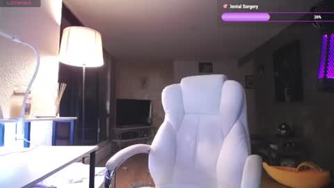 stage Kylie Sinner  brand CLITBAIT online show from 5, 8, 2026
