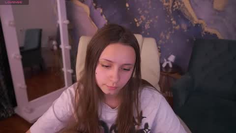 tinynataliee online show from 1, 5, 2026