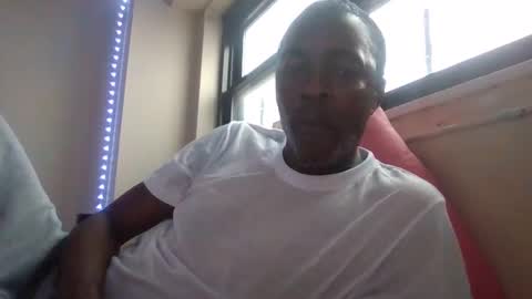 Snapshot of tinypoodledick chatting on 6, 2, 2025 littledpoodledick online show from 6, 2, 2025