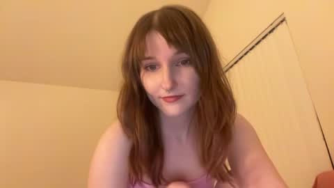Snapshot of tinytittytia chatting on 6, 6, 2026 Tia online show from 6, 6, 2026