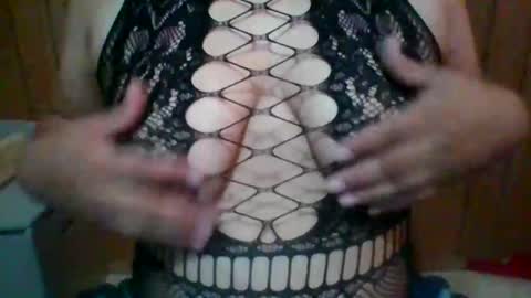 Snapshot of tinyylatina69 chatting on 1, 11, 2025 tinyylatina69 online show from 1, 11, 2025