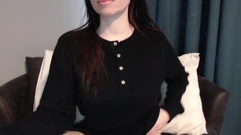 TinyyTina online show from 2, 1, 2025