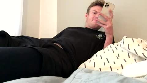 Snapshot of tippedrobin4830 chatting on 10, 11, 2025 tippedrobin4830 online show from 10, 11, 2025