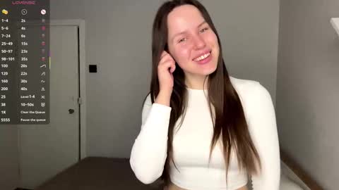 Snapshot of tisacutrera chatting on 16, 3, 2026 Adeline Di or just cute girl 3 online show from 16, 3, 2026