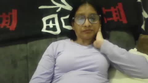 Snapshot of titssmall123 chatting on 25, 9, 2025 Ester online show from 25, 9, 2025