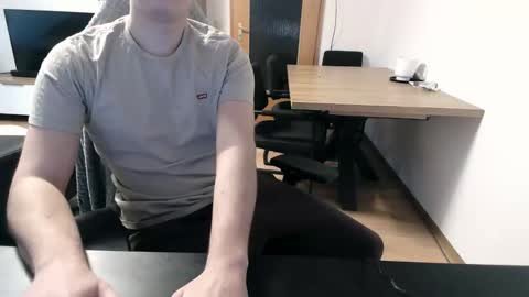 tobisk online show from 1, 3, 2026