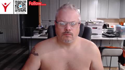 Todd Bator online show from 19, 10, 2025