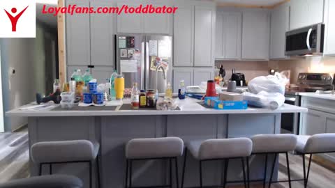 Todd Bator online show from 25, 5, 2026