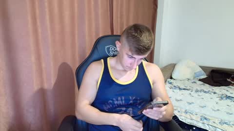 Snapshot of todhorny987 chatting on 13, 12, 2024 todhorny987 online show from 13, 12, 2024