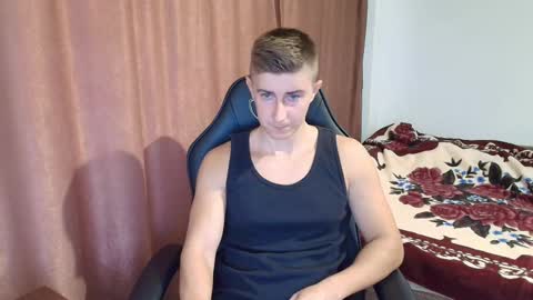 Snapshot of todhorny987 chatting on 6, 3, 2025 todhorny987 online show from 6, 3, 2025