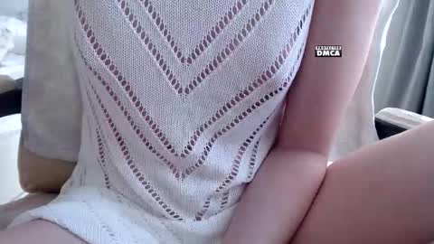 Snapshot of token___ chatting on 30, 9, 2025 Arina online show from 30, 9, 2025