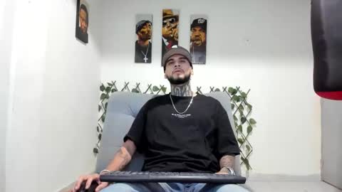 Snapshot of tokio_master chatting on 17, 10, 2025 Tokyo Master online show from 17, 10, 2025