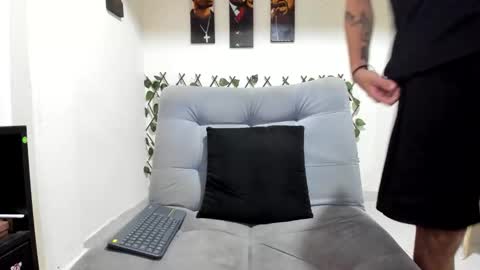 Snapshot of tokio_master chatting on 20, 10, 2025 Tokyo Master online show from 20, 10, 2025