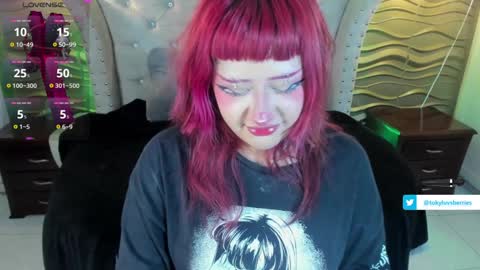 Snapshot of toky_doll chatting on 6, 2, 2025 toky online show from 6, 2, 2025