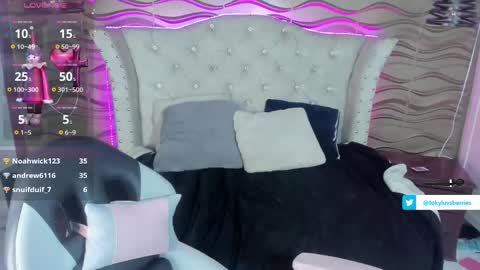 Snapshot of toky_doll chatting on 11, 3, 2025 toky online show from 11, 3, 2025