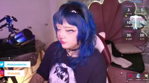 Snapshot of toky_doll chatting on 18, 9, 2025 toky online show from 18, 9, 2025