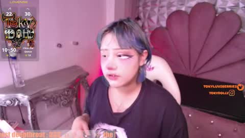Snapshot of toky_doll chatting on 24, 10, 2025 toky online show from 24, 10, 2025