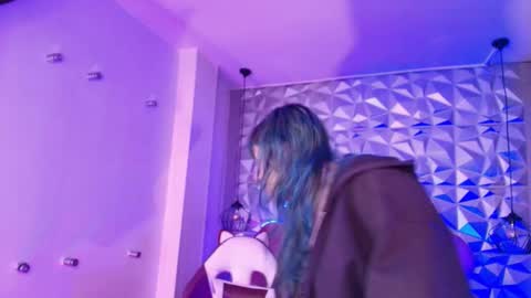 Snapshot of toky_doll chatting on 16, 12, 2025 toky online show from 16, 12, 2025