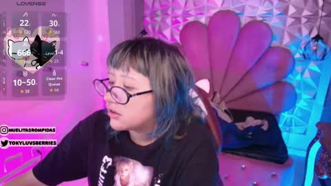 Snapshot of toky_doll chatting on 9, 1, 2026 toky online show from 9, 1, 2026