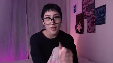  Halsey  Sofii  online show from 15, 12, 2025
