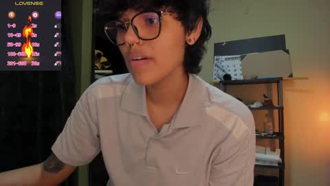 Snapshot of tokyo_uwu chatting on 24, 12, 2024 sofi 3 online show from 24, 12, 2024