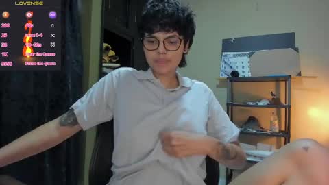 Snapshot of tokyo_uwu chatting on 24, 12, 2024 sofi 3 online show from 24, 12, 2024