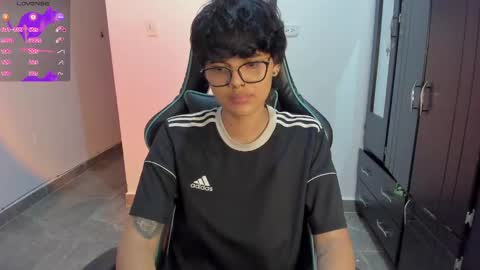 Snapshot of tokyo_uwu chatting on 16, 1, 2025 sofi 3 online show from 16, 1, 2025