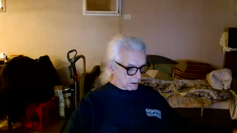tom112292014 online show from 1, 11, 2025