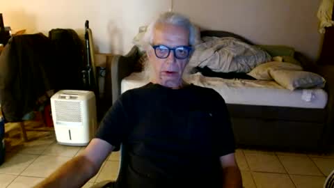 Snapshot of tom112292014 chatting on 8, 8, 2026 tom112292014 online show from 8, 8, 2026