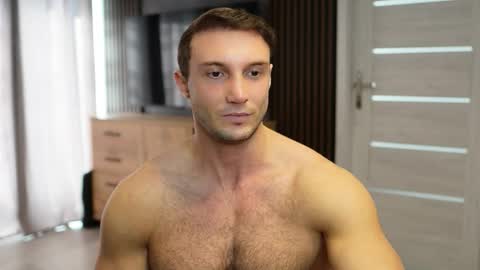 Tom online show from 27, 9, 2025