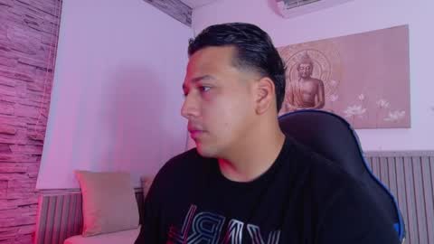 Tom muscle1 online show from 2, 5, 2026