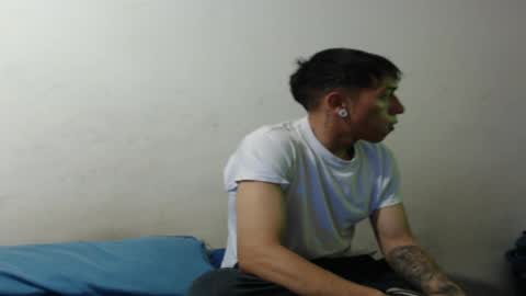tomas_turbado_ online show from 10, 4, 2026