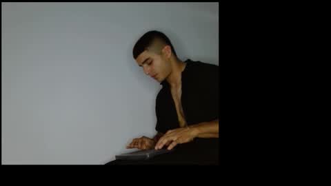 tomaz_18 online show from 13, 1, 2026