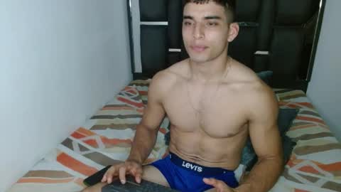 tomaz_18 online show from 2, 4, 2026
