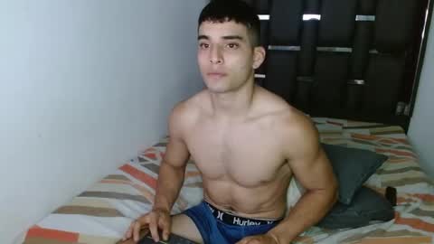 tomaz_18 online show from 14, 4, 2026