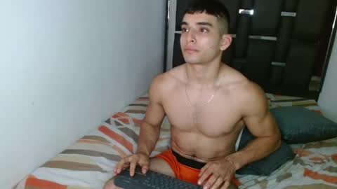 tomaz_18 online show from 18, 4, 2026