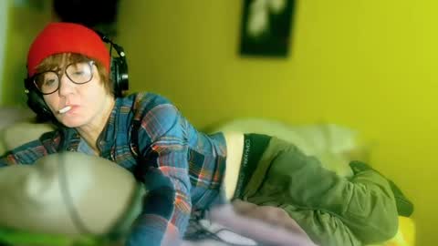 tomboy_titties online show from 6, 2, 2025