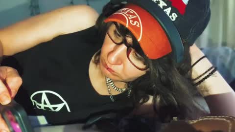 tomboy_titties online show from 31, 5, 2026