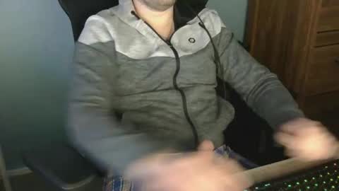 Snapshot of tomin3m chatting on 25, 3, 2026 tomin3m online show from 25, 3, 2026