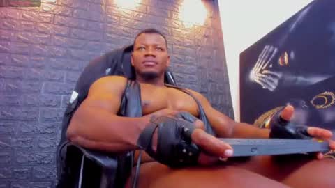 Tom Mike online show from 12, 7, 2026
